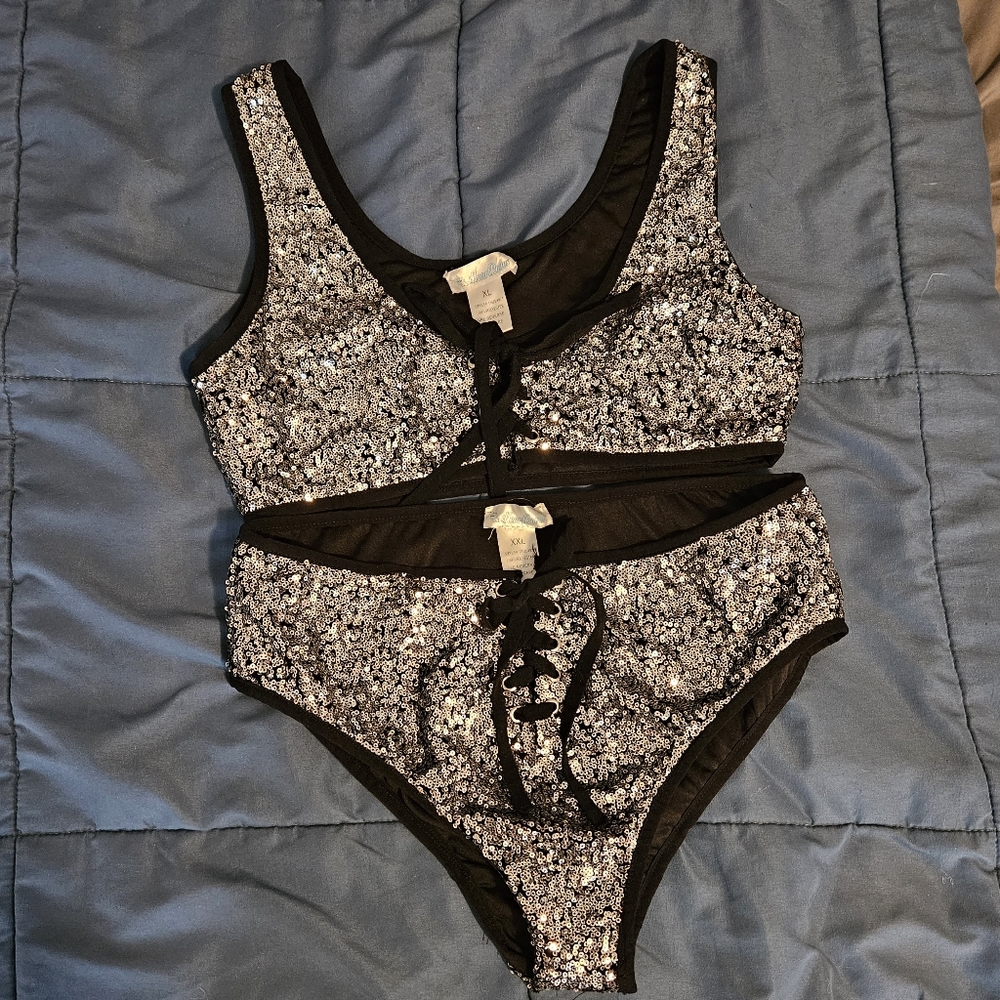 Sequin set- crop top and booty shorts